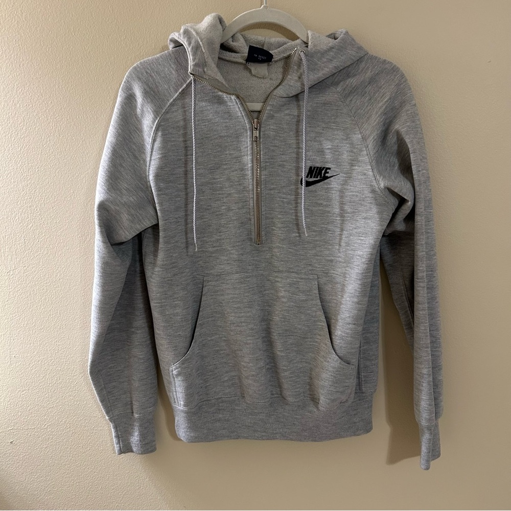 Nike Zip-Up Gray Sweater